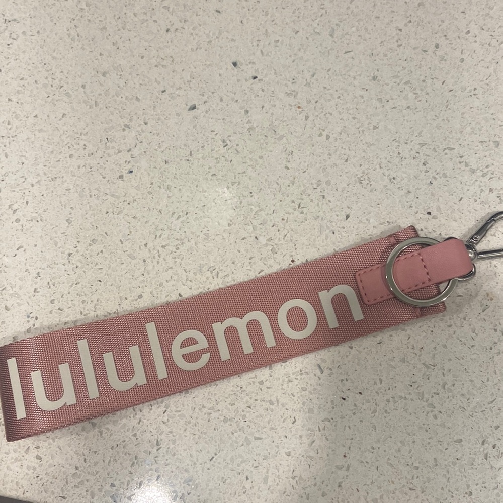 NWOT Lululemon never lost keychain